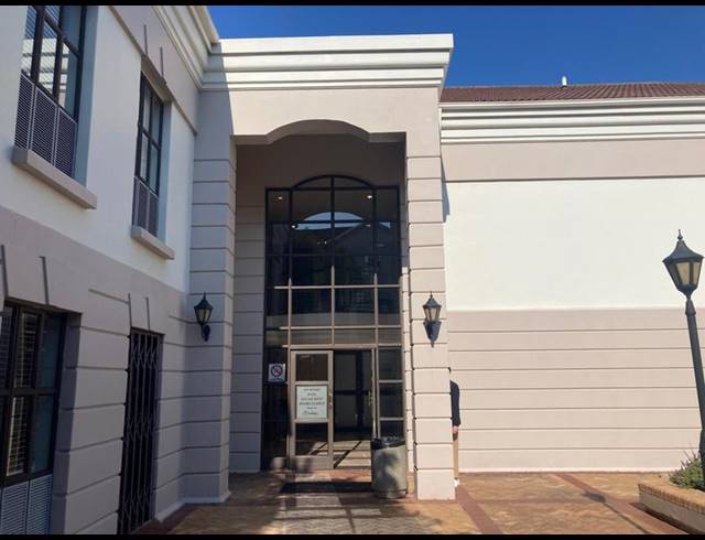 BUSINESS PROPERTY TO RENT IN NEWTON PARK